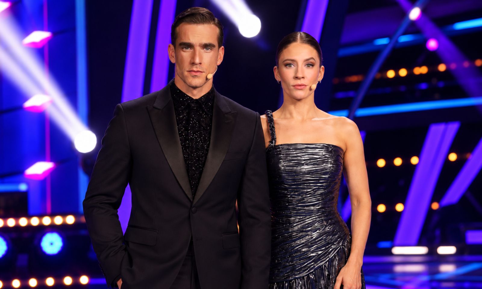 Adam Bardy a Jana Kovalčíková ako moderátori tanečnej šou Let’s Dance